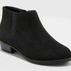 Cat & Jack Girls Micro Suede Black Ankle Boots - Aleah